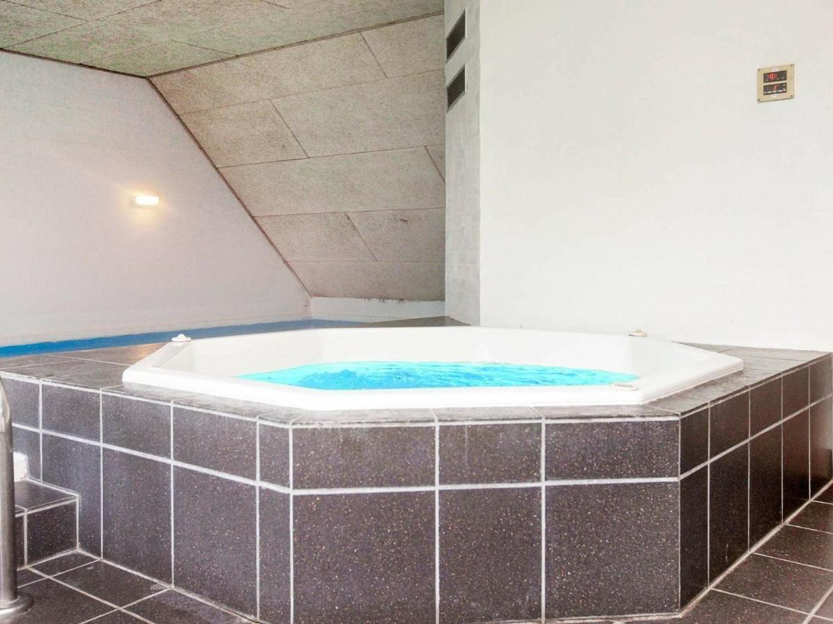 10 Person Holiday Home In Bl Vand Blavand Bilik gambar