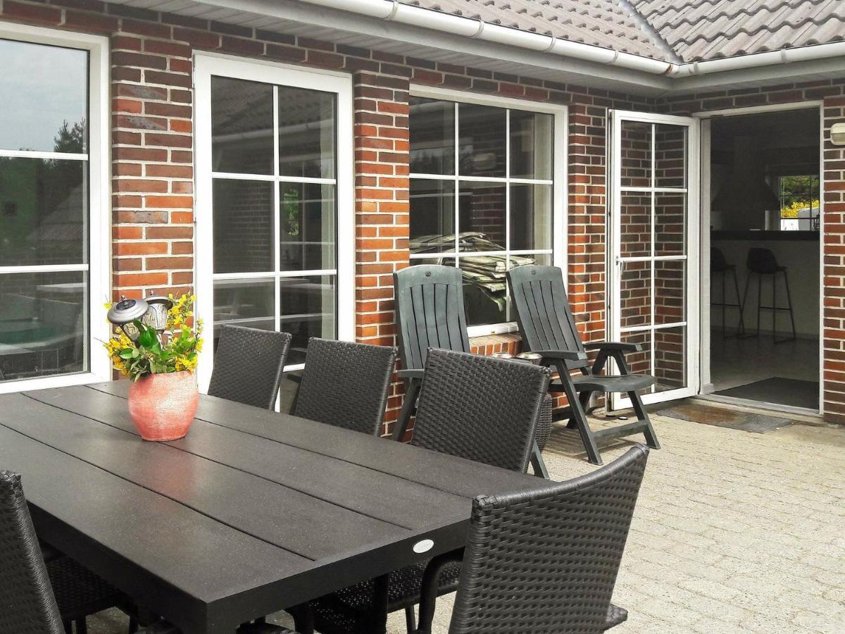 10 Person Holiday Home In Bl Vand Blavand Bilik gambar
